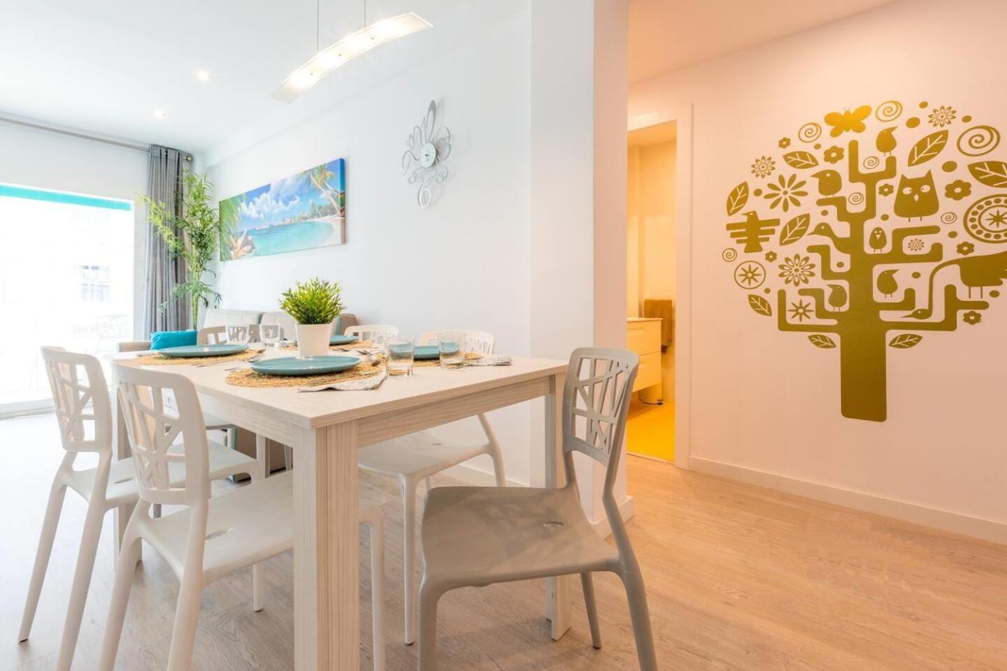 Uhc Carlos V Apartments Salou Exterior photo