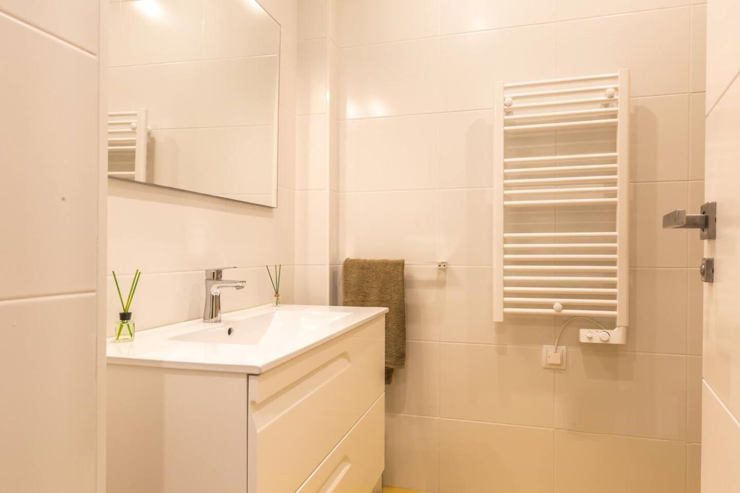 Uhc Carlos V Apartments Salou Exterior photo