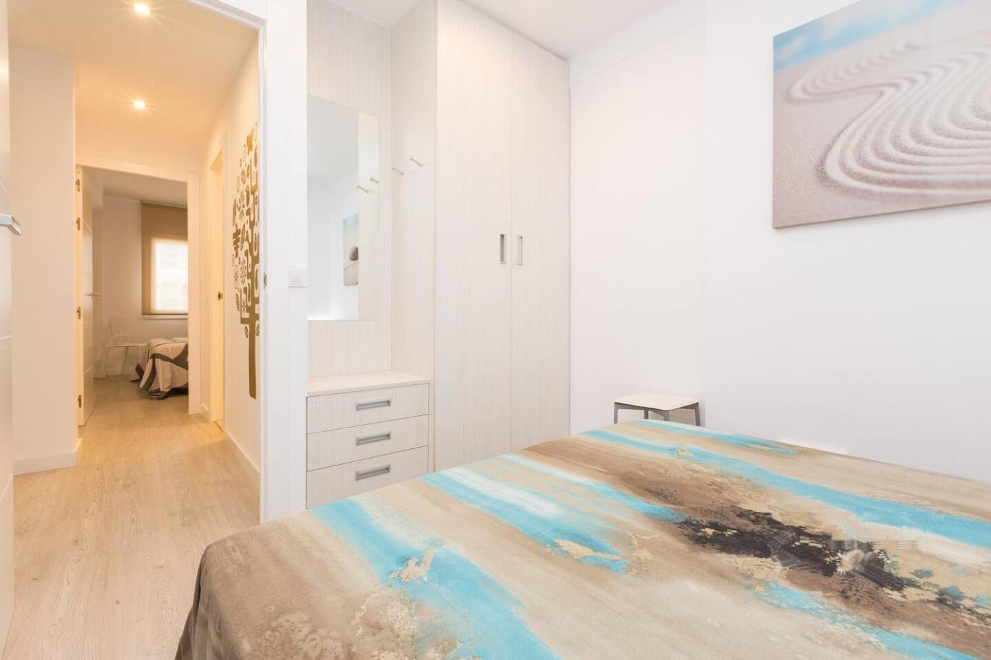 Uhc Carlos V Apartments Salou Exterior photo